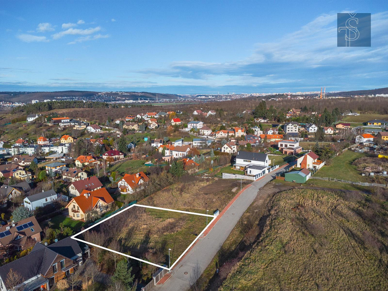 Prodej stavebního pozemku 1 316 m² – další