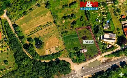 Prodej stavebního pozemku 1 728 m², Žalhostice, okres Litoměřice