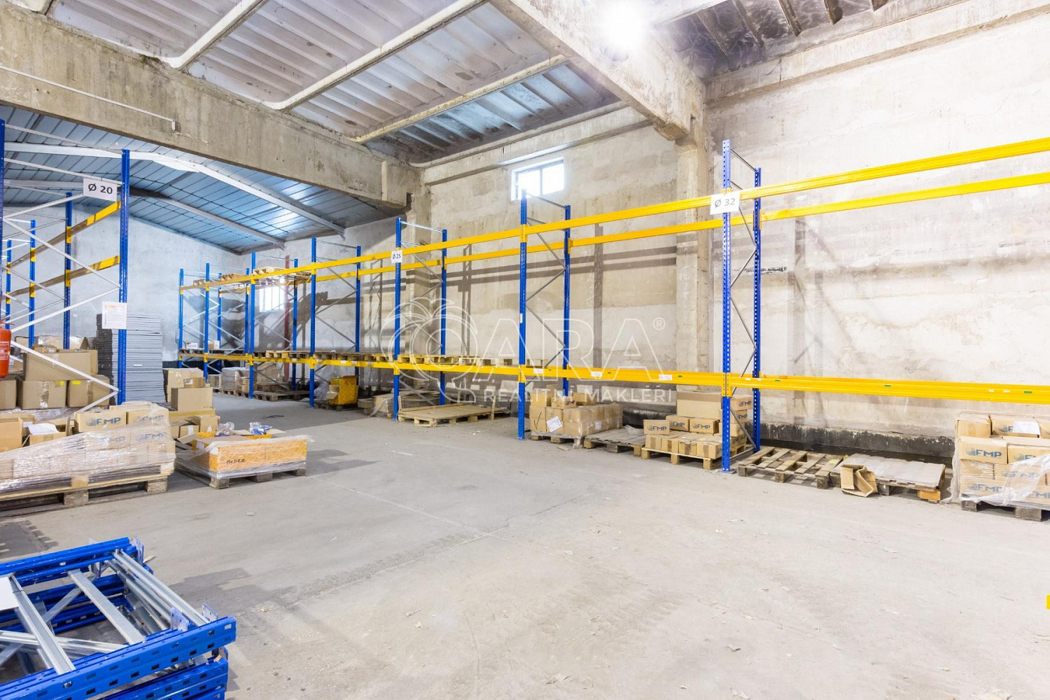 Pronájem skladovacích prostor 529 m² – fotografie 2