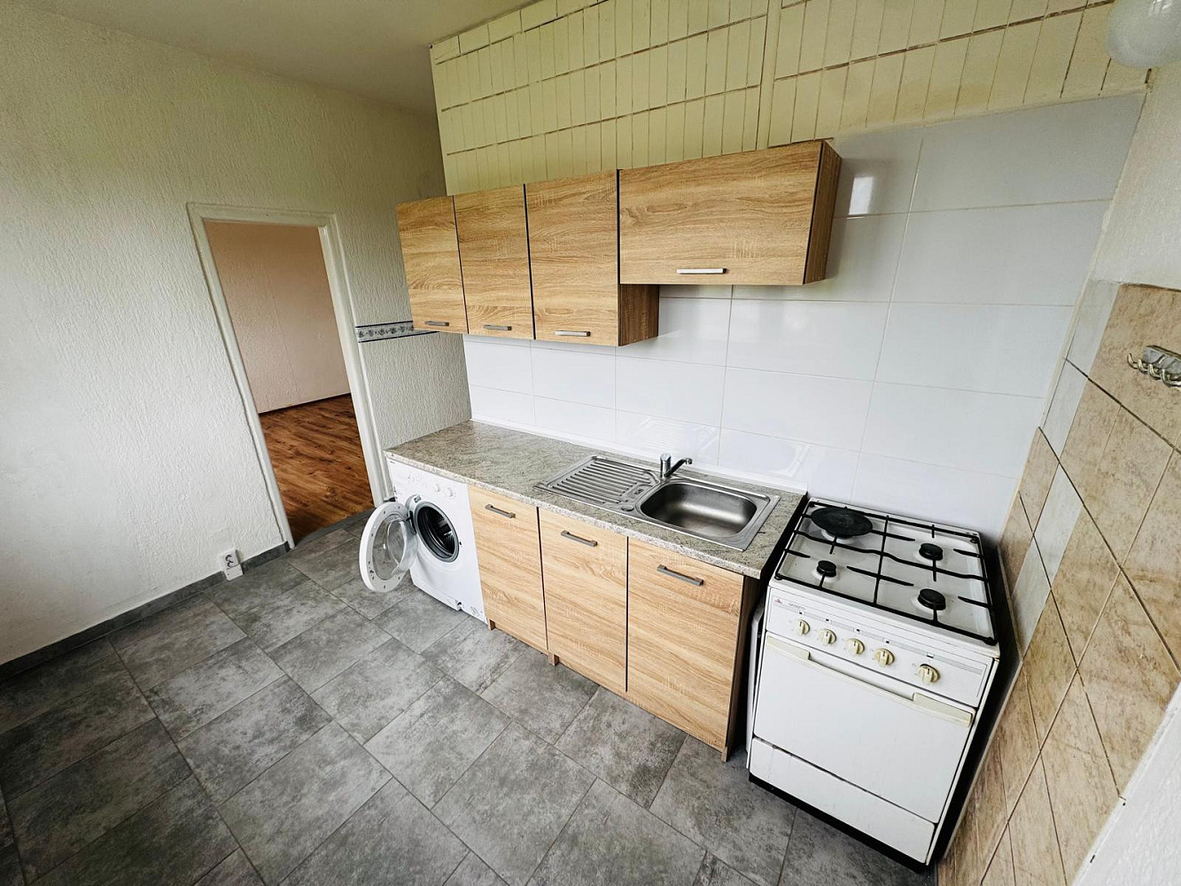 Pronájem bytu 1+1 36 m² – fotografie 3