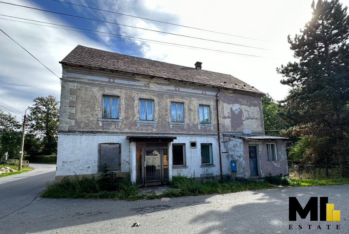 Prodej domu 620 m² s pozemkem 316 m²