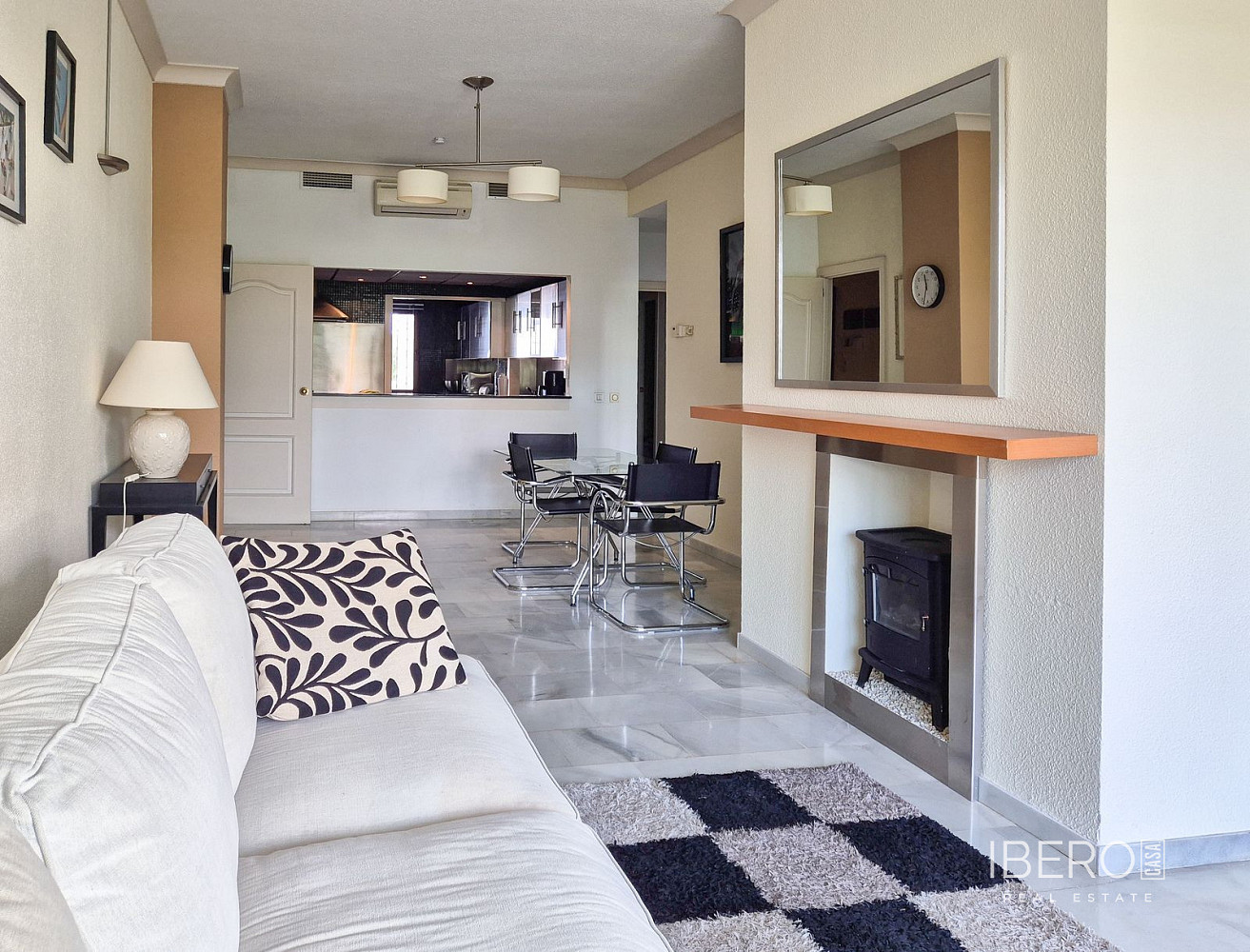 Piso 3+kk – Marbella, Nueva Andalucía - Más