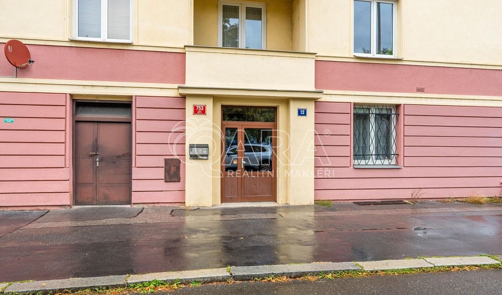 Pronájem bytu 2+1 66 m², Praha – náhled fotky 22