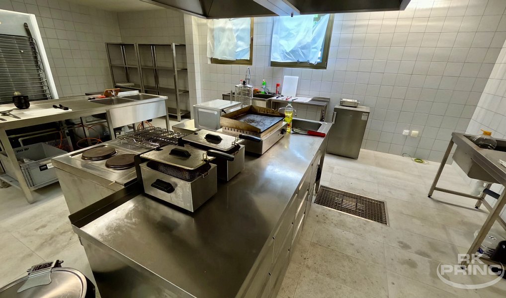Prodej restaurace 300 m², Praha – náhled fotky 17