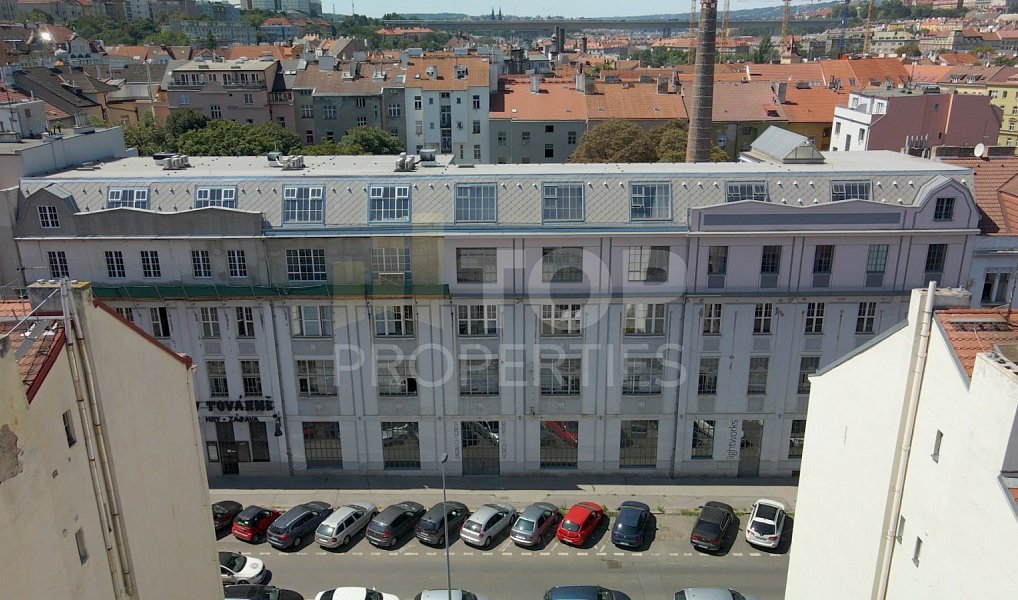 Pronájem kanceláře 368 m², Praha – náhled fotky 12