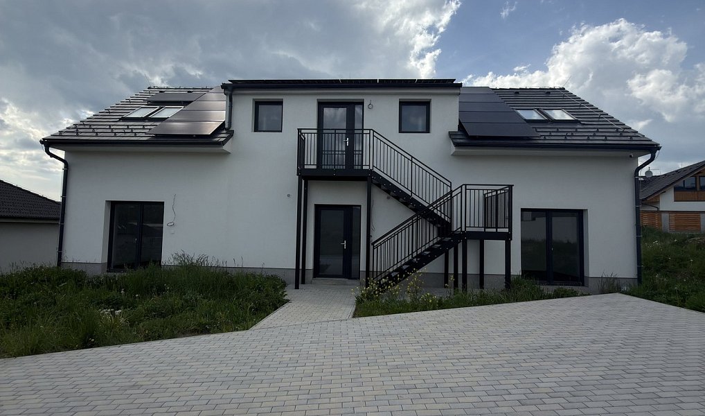 Prodej ubytovacího objektu 236 m², Frymburk – náhled fotky 4