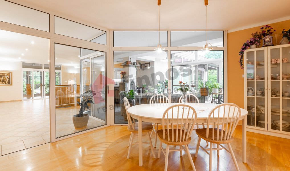 Prodej domu 386 m² s pozemkem 3 822 m², Hvězdonice – náhled fotky 5