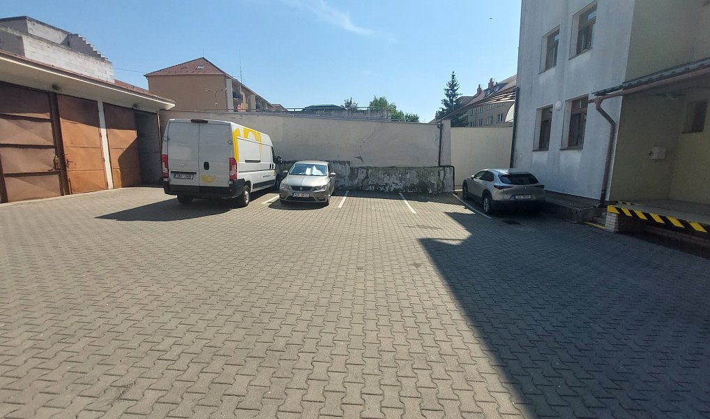 Pronájem kanceláře 39 m², Uherský Brod – náhled fotky 3