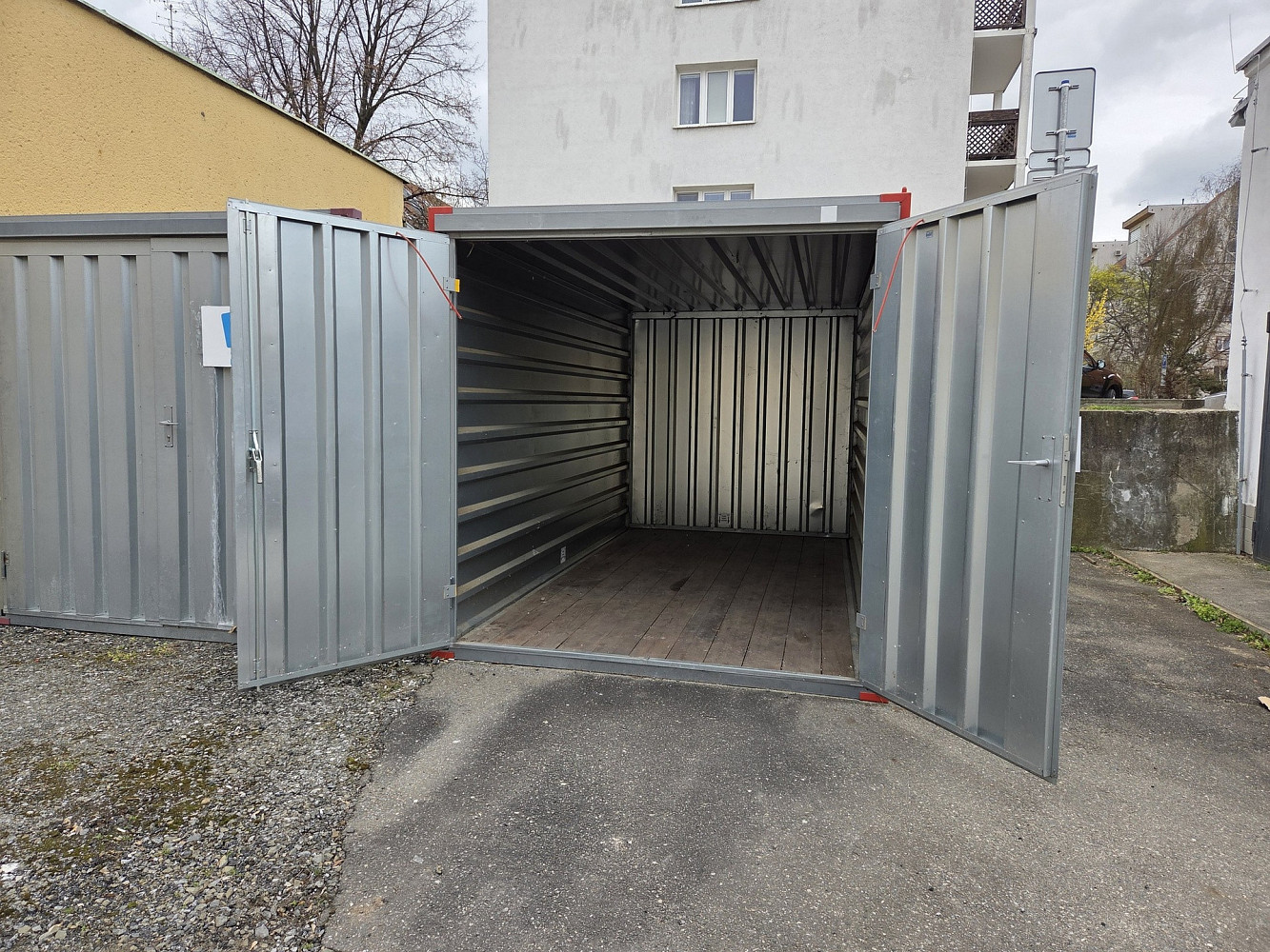 Pronájem skladovacích prostor 25 m² — photo 2