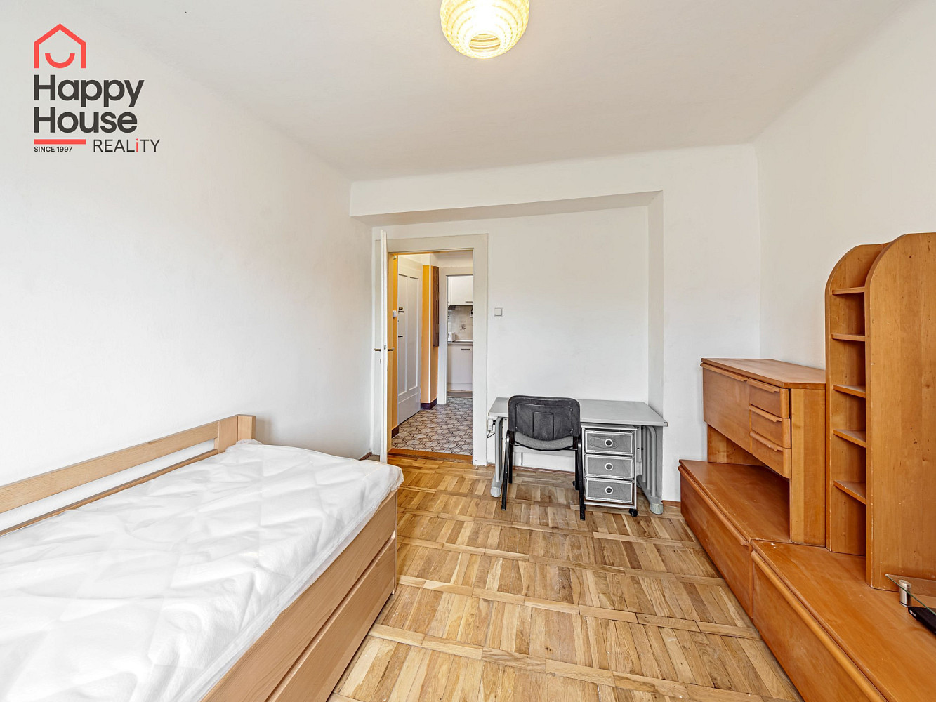 Pronájem bytu 1+kk 28 m² – fotografie 5