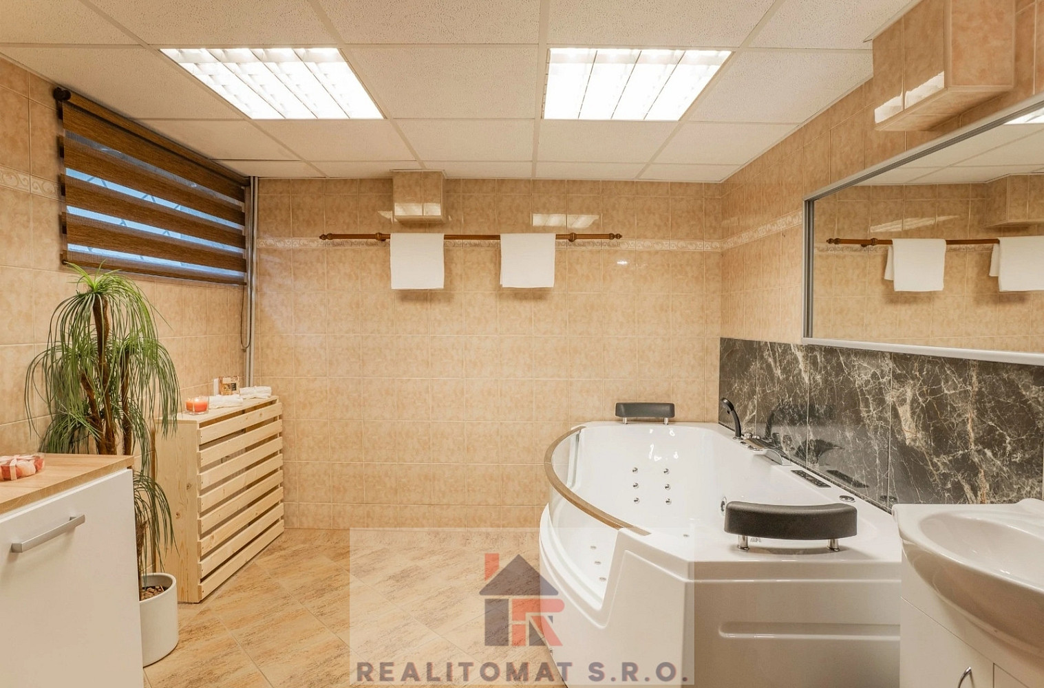 Prodej bytu 1+kk 55 m² – fotografie 4