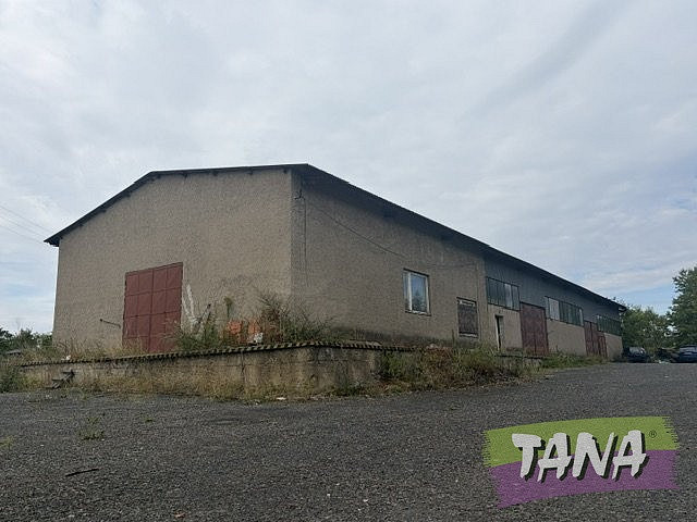 Prodej skladovacích prostor 556 m²