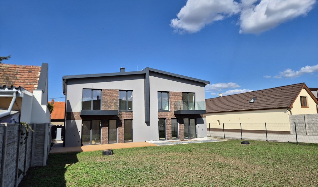 Prodej domu 111 m² s pozemkem 361 m², Průhonice – náhled fotky 2
