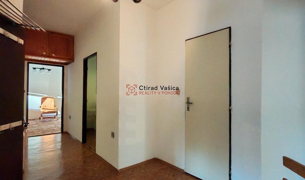 Prodej domu 250 m² s pozemkem 1 350 m², Fulnek – náhled fotky 16