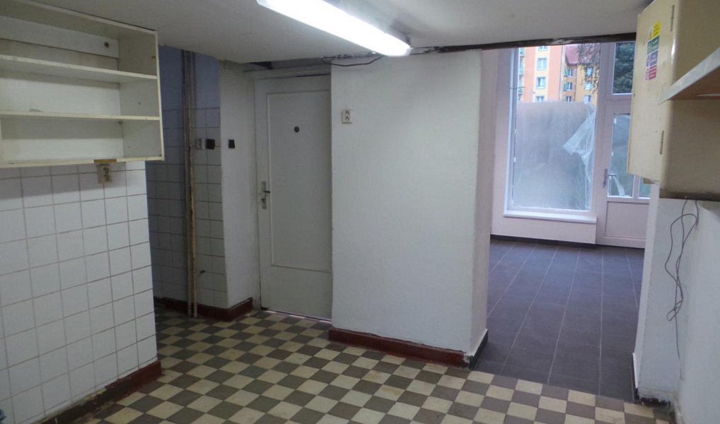 Prodej obchodních prostor 55 m², Most – náhled fotky 7