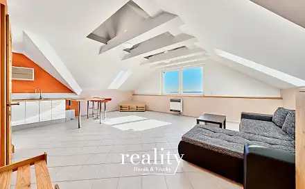 Pronájem bytu 1+kk 40 m², Mašovická, Znojmo