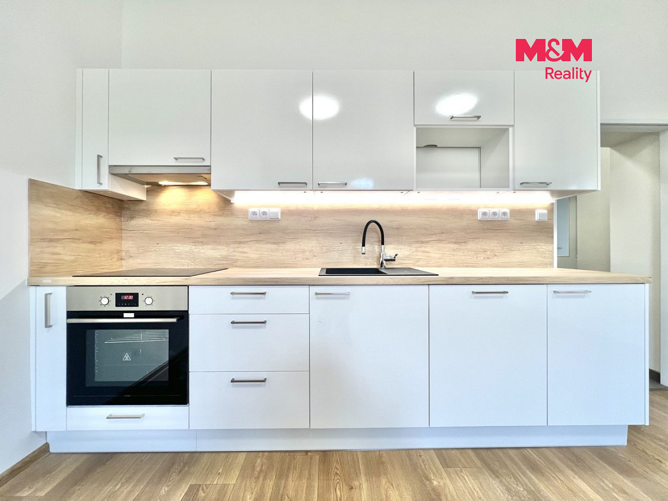 Pronájem bytu 3+1 96 m² — photo 3