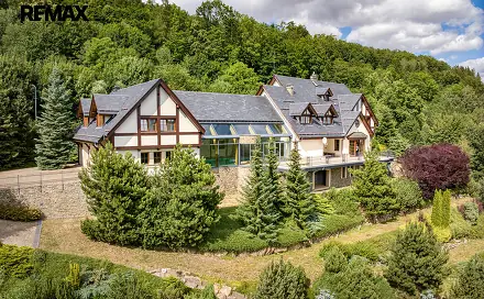 Prodej domu 1 200 m² s pozemkem 4 840 m², Srebrna Góra, Polsko