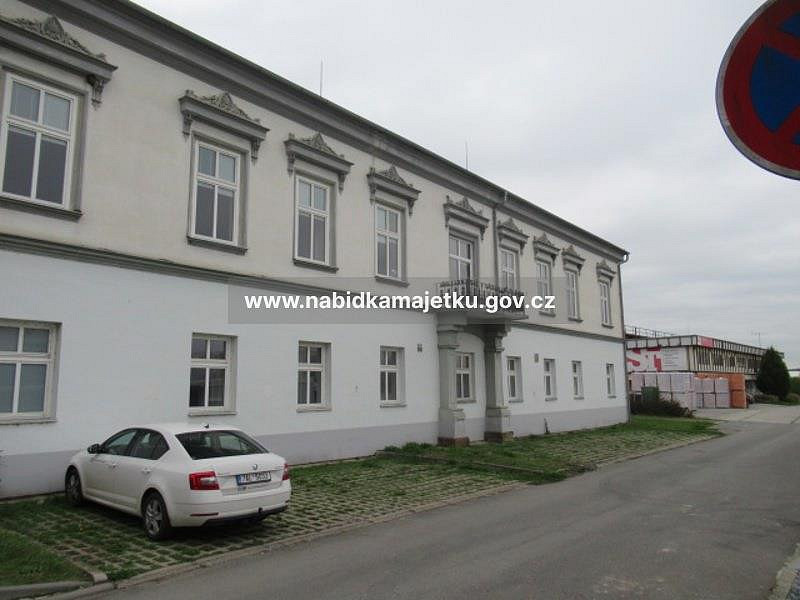 Prodej kanceláře 1 250 m²