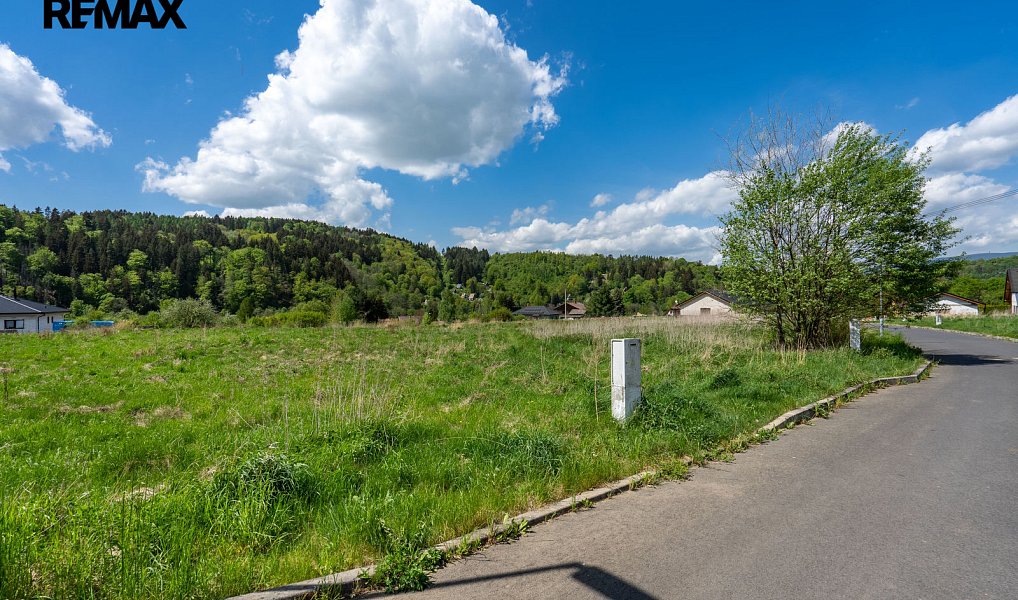 Prodej stavebního pozemku 2 095 m², Kyselka – náhled fotky 3