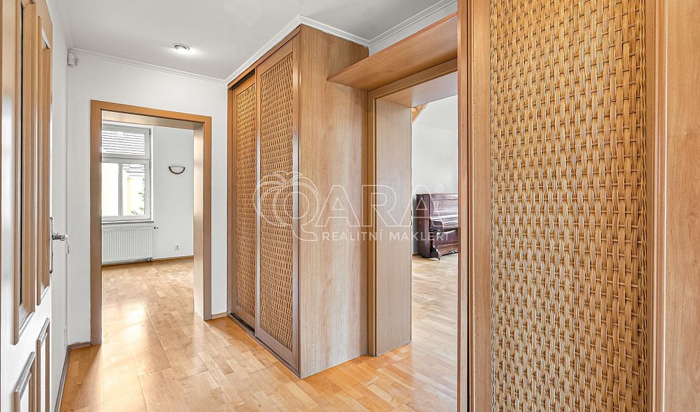 Prodej domu 343 m² s pozemkem 744 m², Litoměřice – náhled fotky 14