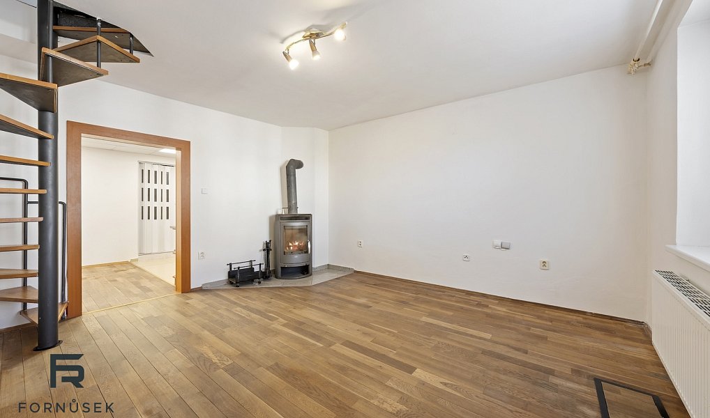 Prodej domu 93 m² s pozemkem 122 m², Zlechov – náhled fotky 3