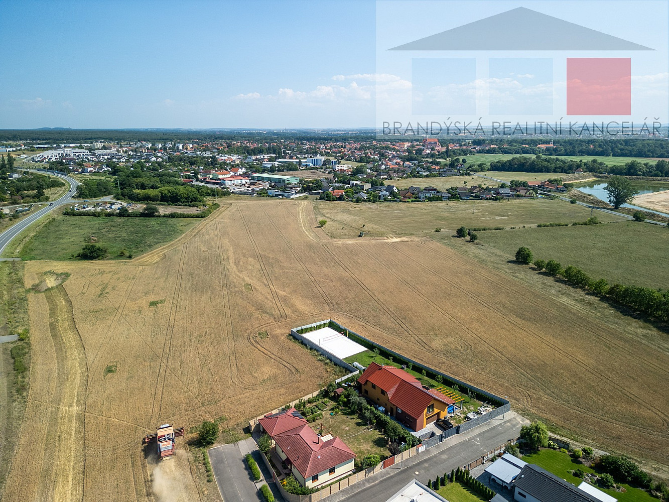 Prodej stavebního pozemku 1 069 m² – fotografie 5