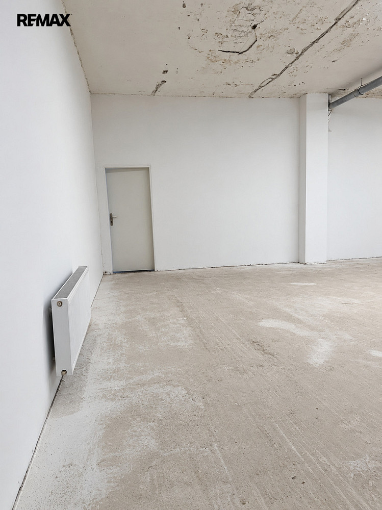 Pronájem obchodních prostor 31 m² – fotografie 3