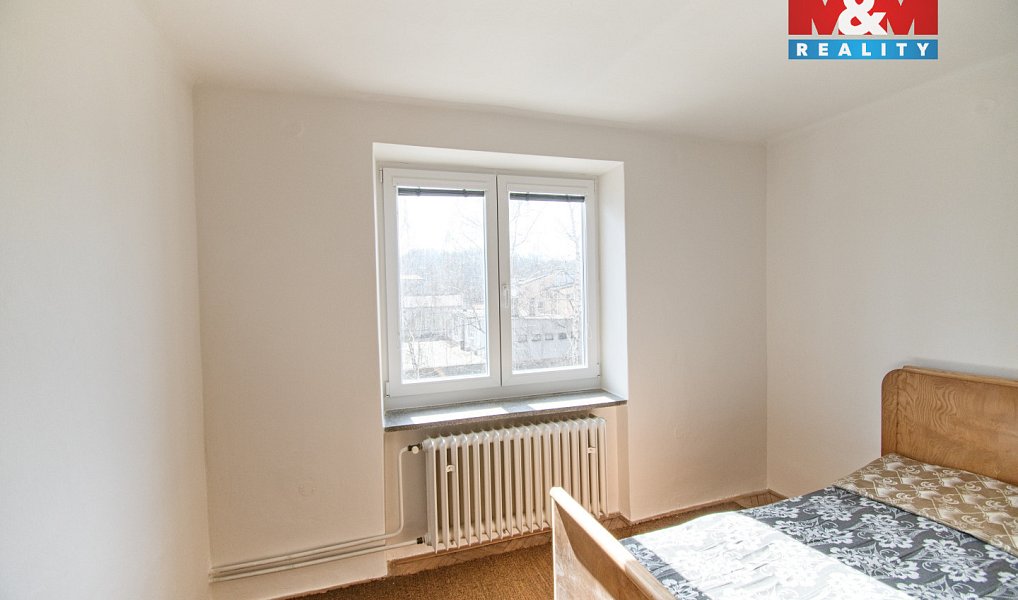 Pronájem bytu 3+1 70 m², Rožnov pod Radhoštěm – náhled fotky 4