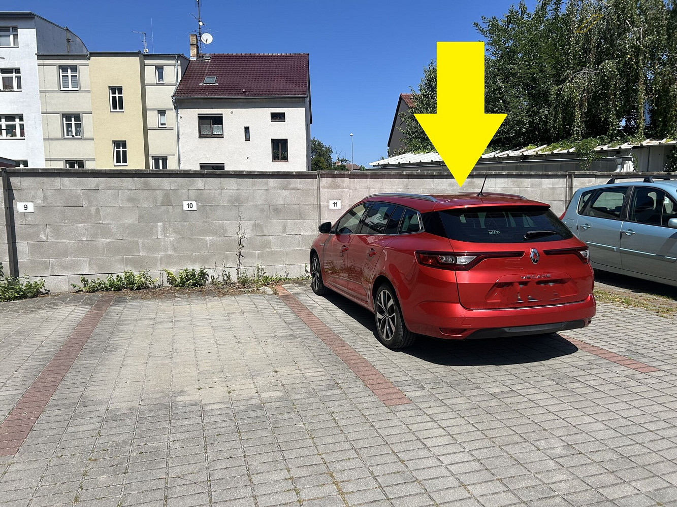 Pronájem parkovacího stání, dobrovodská, české budějovice