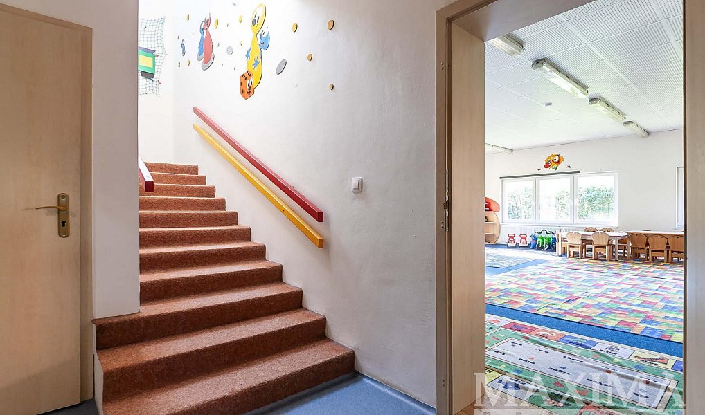 Prodej domu 237 m² s pozemkem 905 m², Úvaly – náhled fotky 16