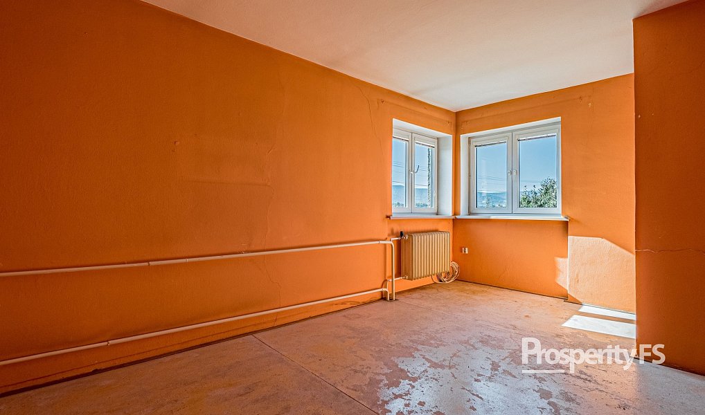 Prodej domu 180 m² s pozemkem 3 422 m², Ropice – náhled fotky 6