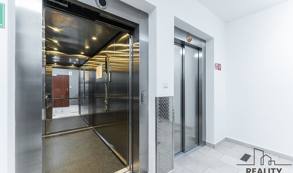 Prodej bytu 3+kk 80 m², Praha – náhled fotky 25