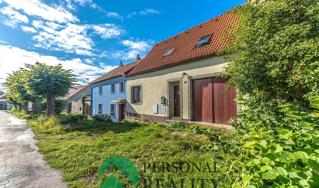 Prodej domu 161 m² s pozemkem 245 m², Zlonice – náhled fotky 2