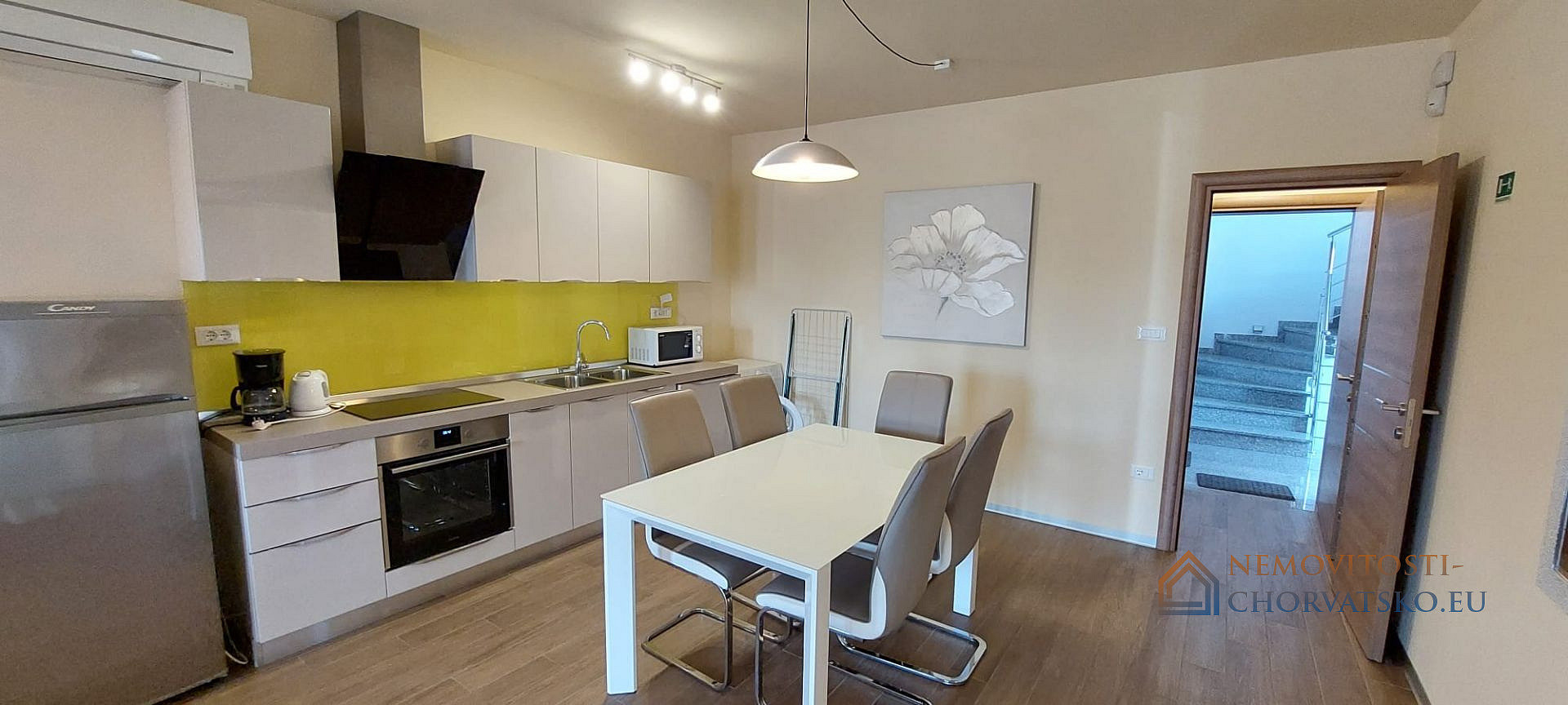 Prodej bytu 2+kk 81 m² - Widok 4