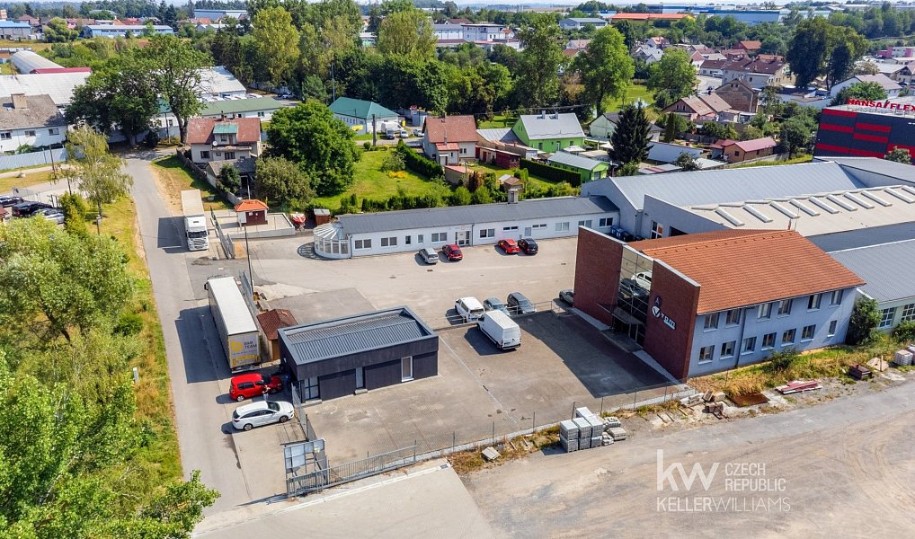 Pronájem obchodních prostor 500 m², Jihlava – náhled fotky 3