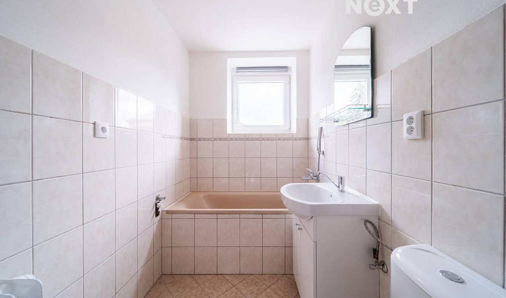 Pronájem bytu 2+1 55 m², Vsetín – náhled fotky 7