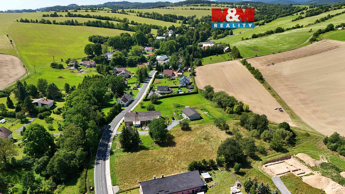 Prodej stavebního pozemku 1 407 m²