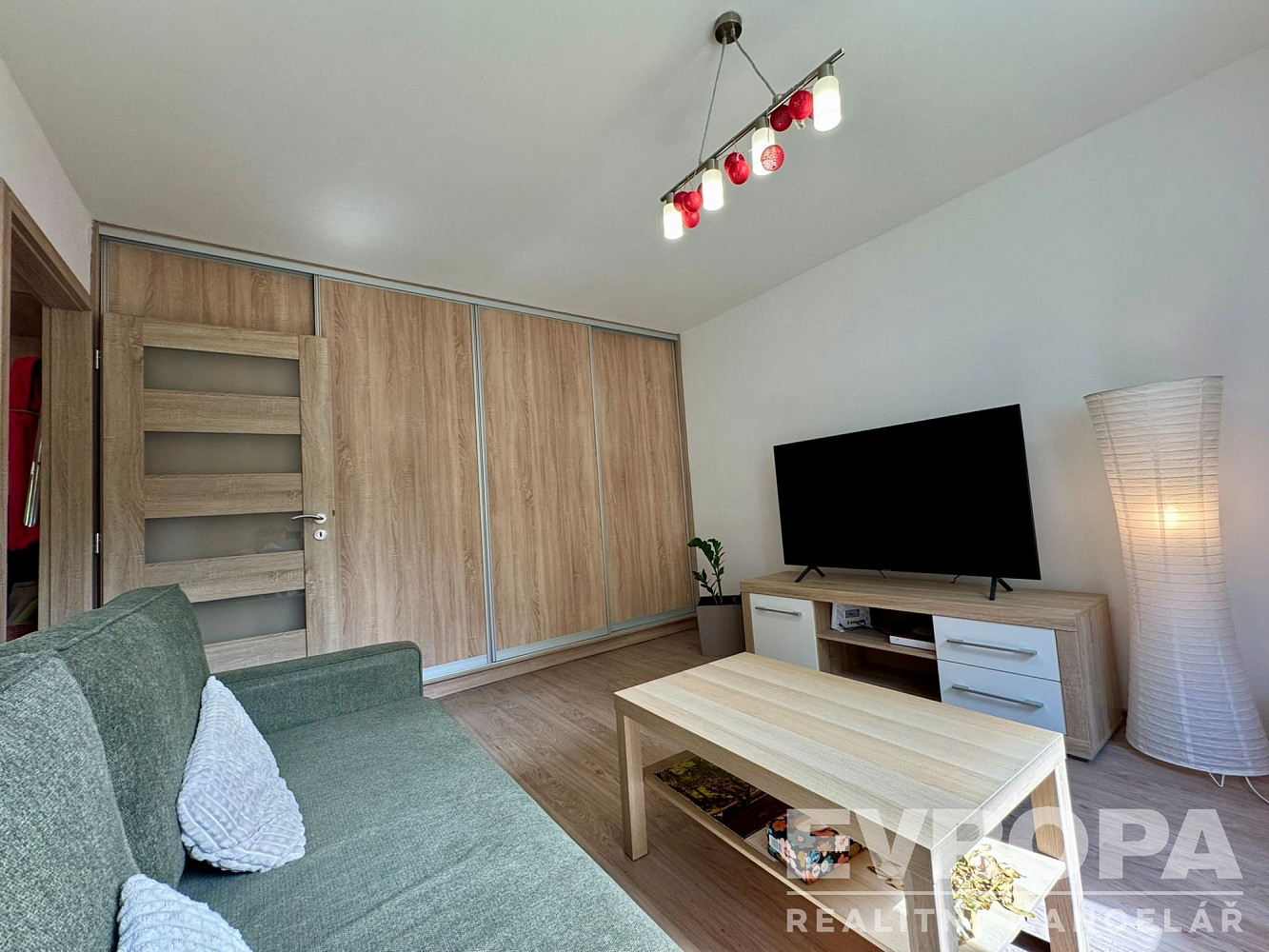 Pronájem bytu 1+1 30 m² – fotografie 5