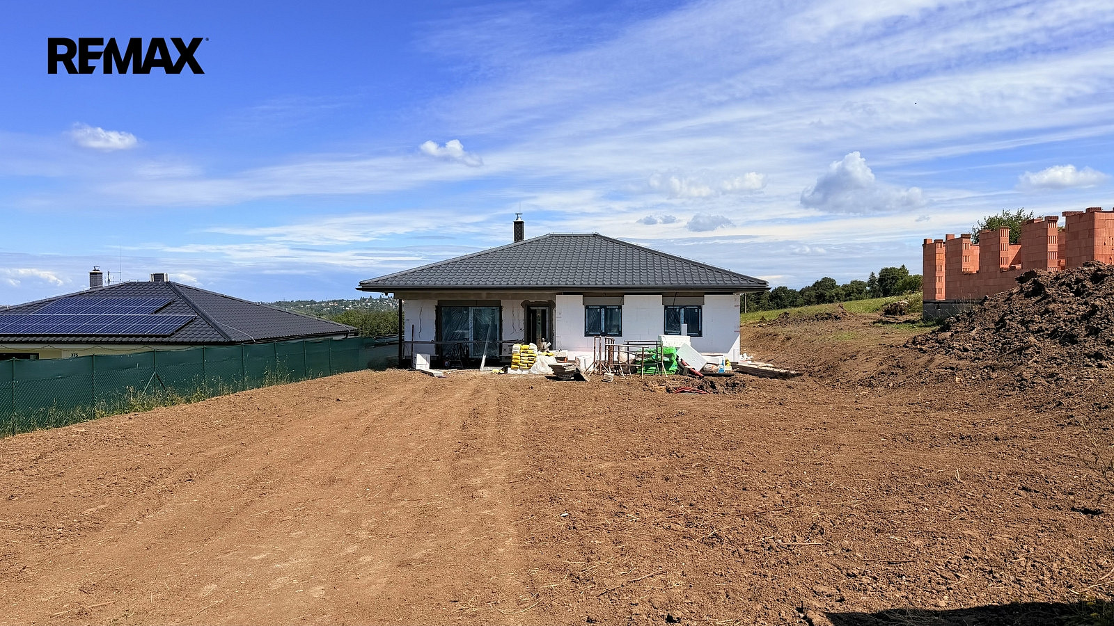 Prodej domu 109 m² s pozemkem 1 013 m² – pohled 3