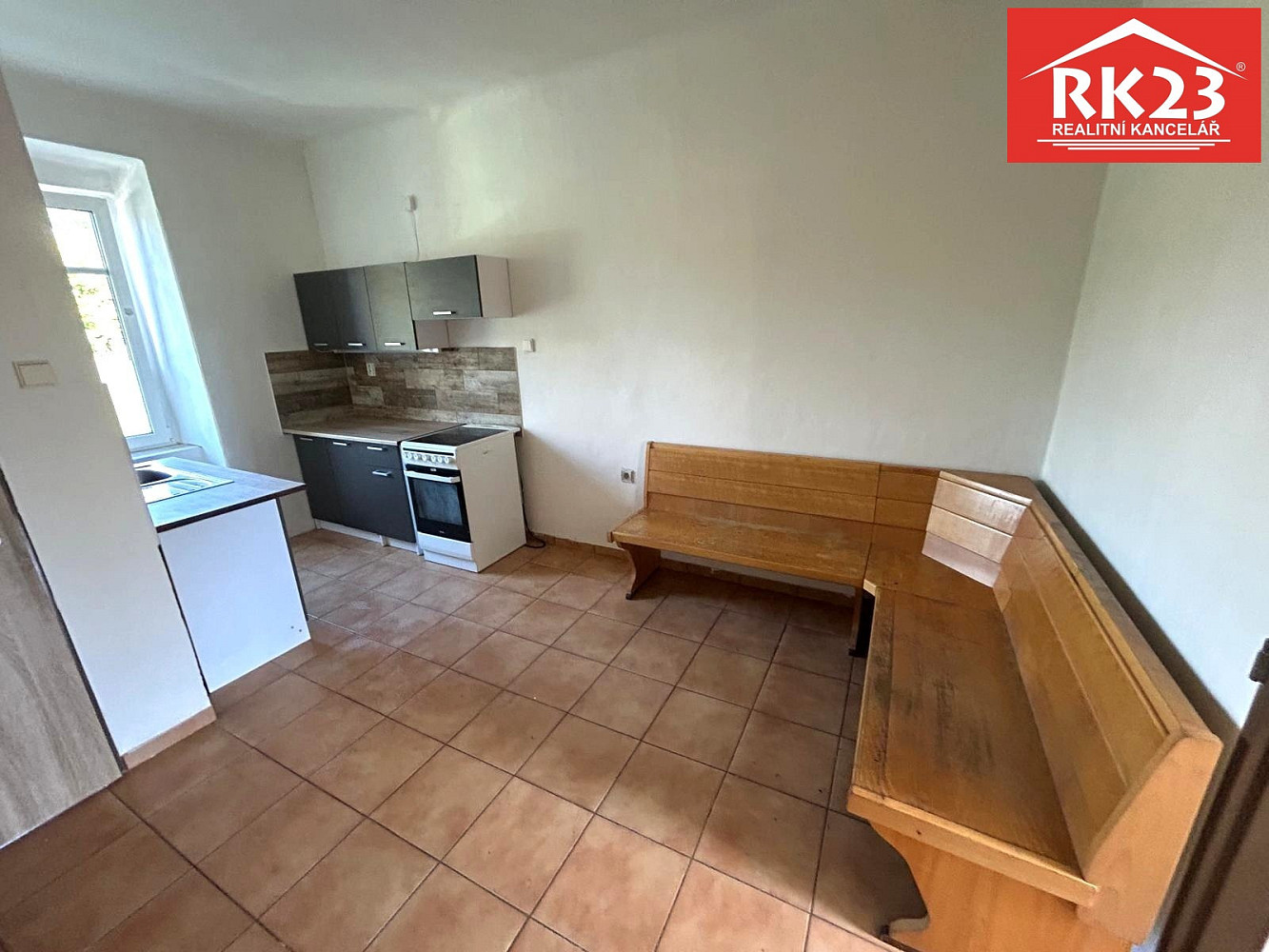 Pronájem bytu 2+kk 45 m² – fotografie 2