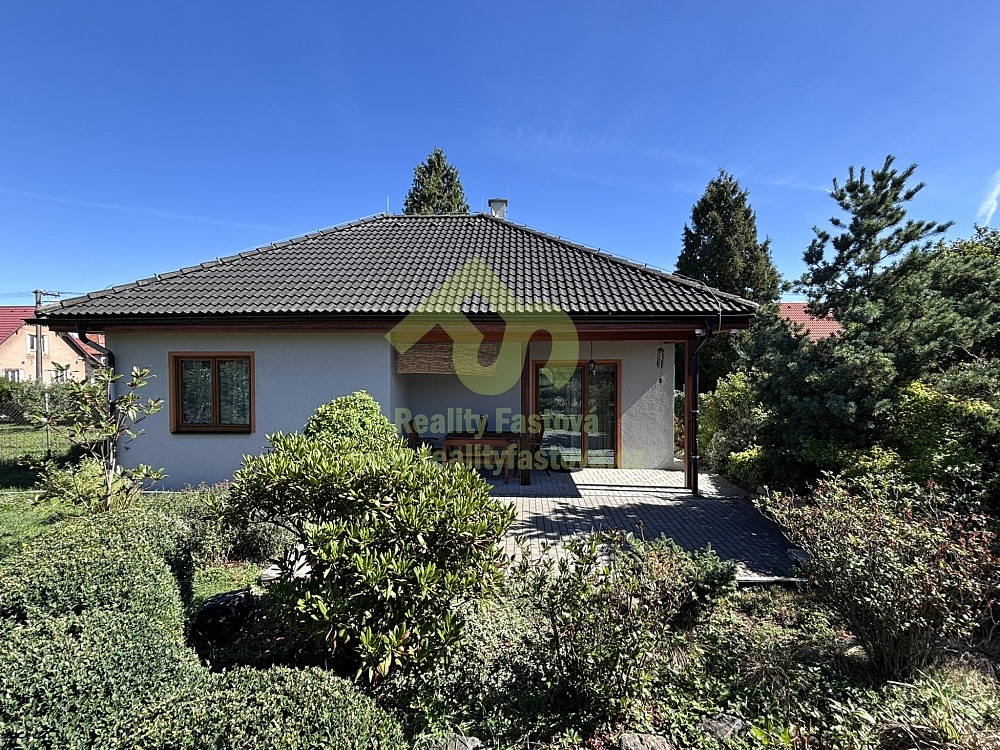 Prodej domu 65 m² s pozemkem 549 m²