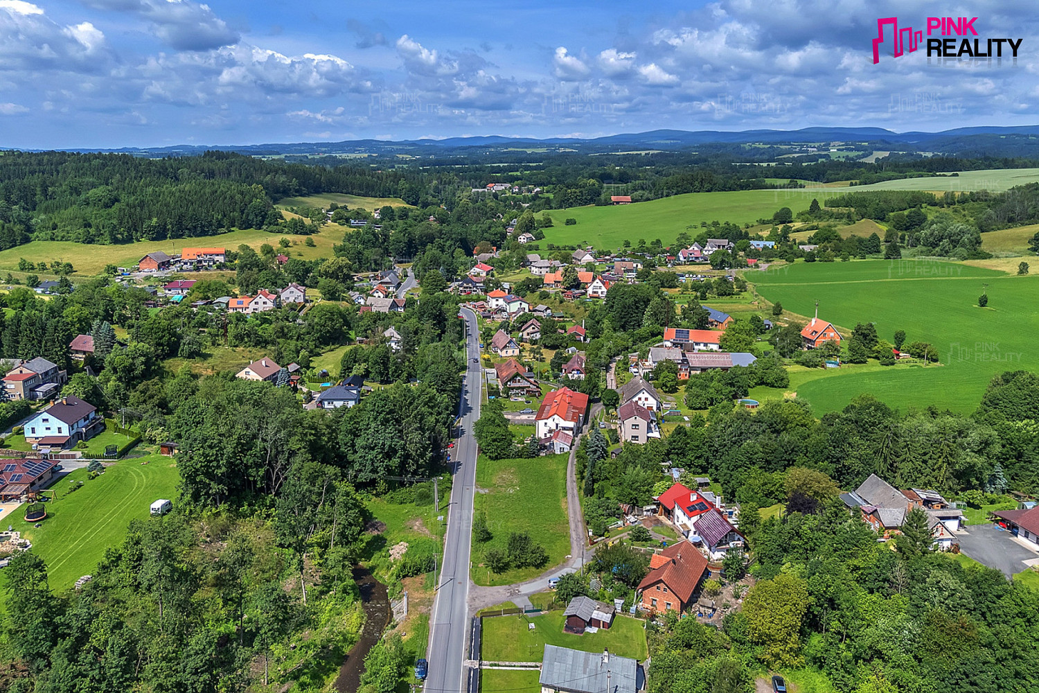 Prodej stavebního pozemku 1 183 m² – fotografie 4