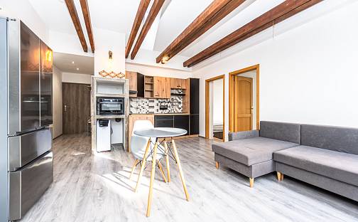 Prodej bytu 5+1 125 m², Krhanice, okres Benešov