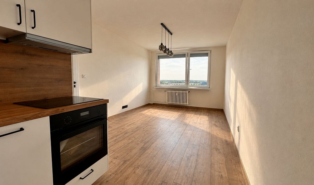 Prodej bytu 2+kk 41 m², Kladno – náhled fotky 3