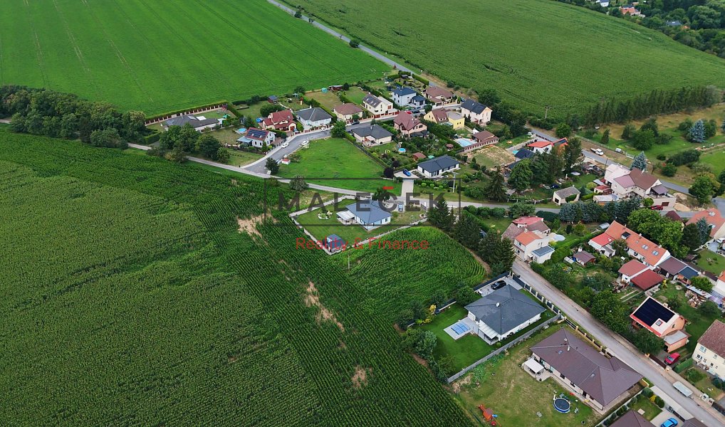 Prodej domu 154 m² s pozemkem 1 277 m², Hostouň – náhled fotky 37