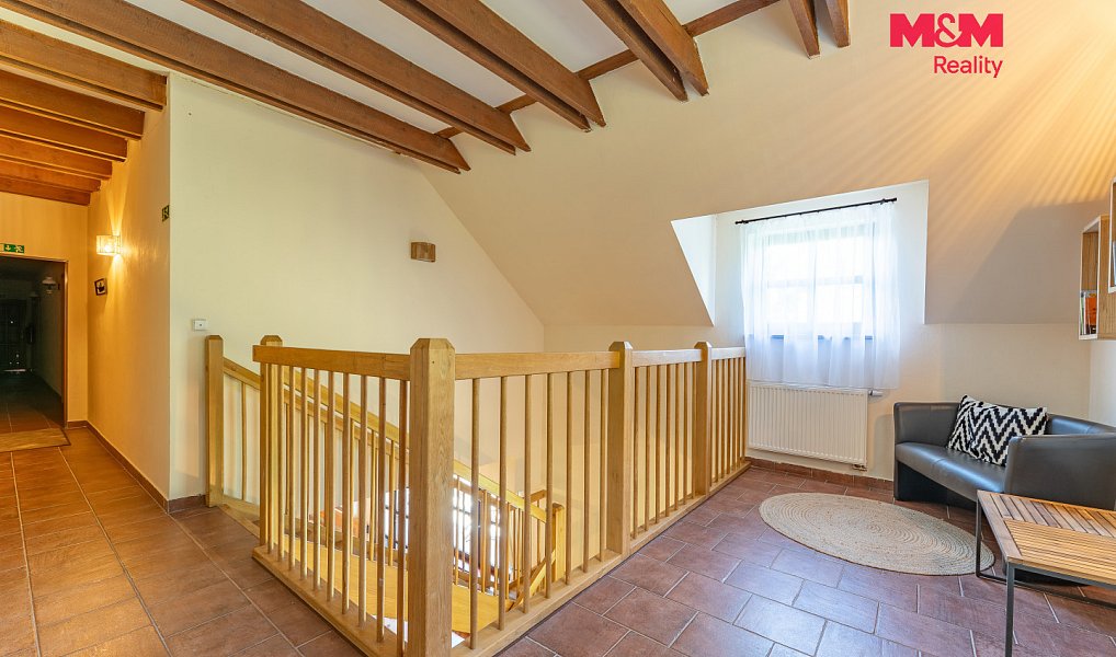 Prodej ubytovacího objektu 443 m², Horní Slavkov – náhled fotky 11