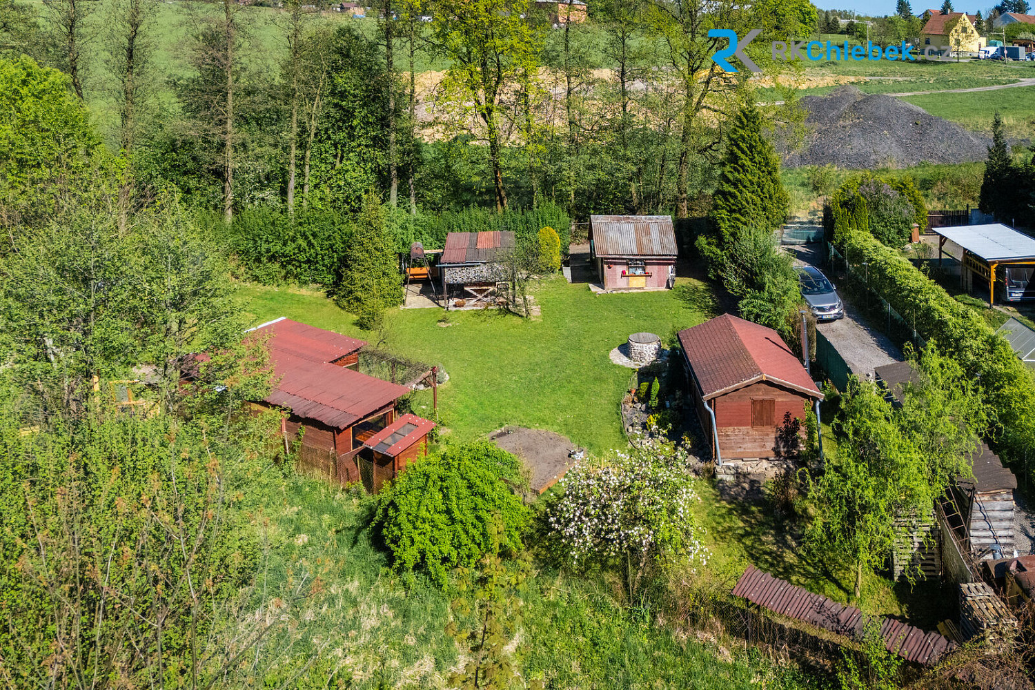 Prodej stavebního pozemku 592 m² – fotografie 2