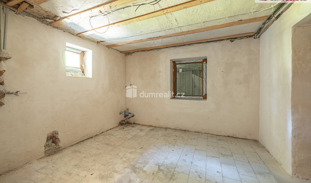 Prodej domu 300 m² s pozemkem 888 m², Sadov – náhled fotky 33