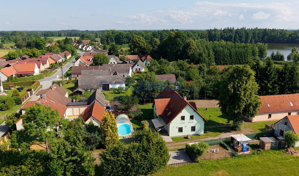 Prodej domu 475 m² s pozemkem 2 453 m², Chlum u Třeboně – náhled fotky 5
